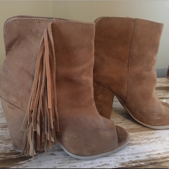 Brown (DV) Dolce Vita fringe booties - Picture 4 of 5